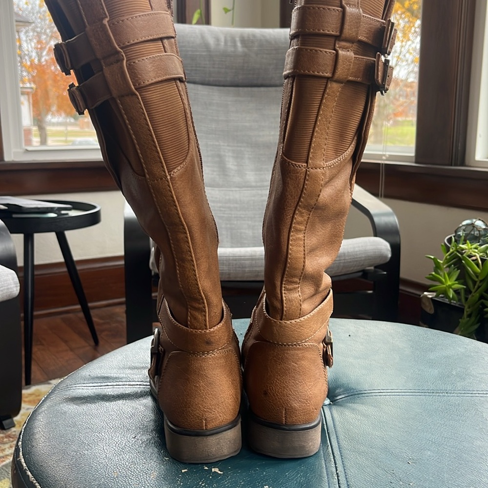 Bare Trap Boots - image 3